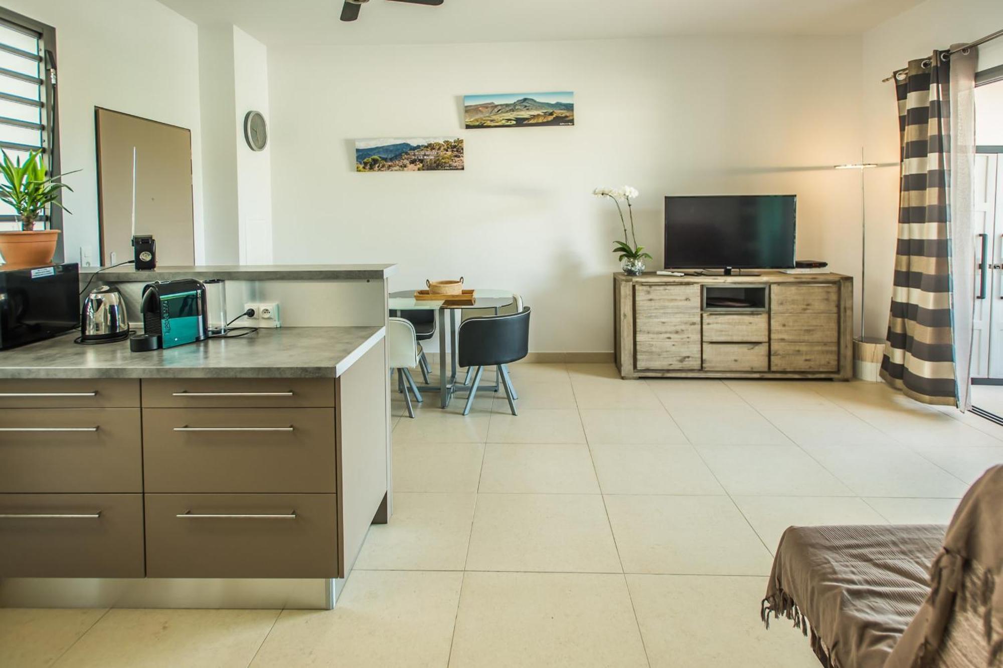 Appartement Ylang Ylang A L Ermitage Les Bains - Proche De La Mer Pour 4 Personnes Saint-Paul Rum bild